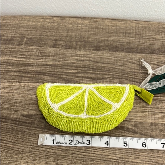 Made In India | Lime Beaded Wallet ๐โ๐ฉ - Picture 6 of 9